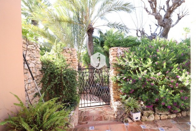 D'occasion - Villa -
Torrevieja - Costa Blanca