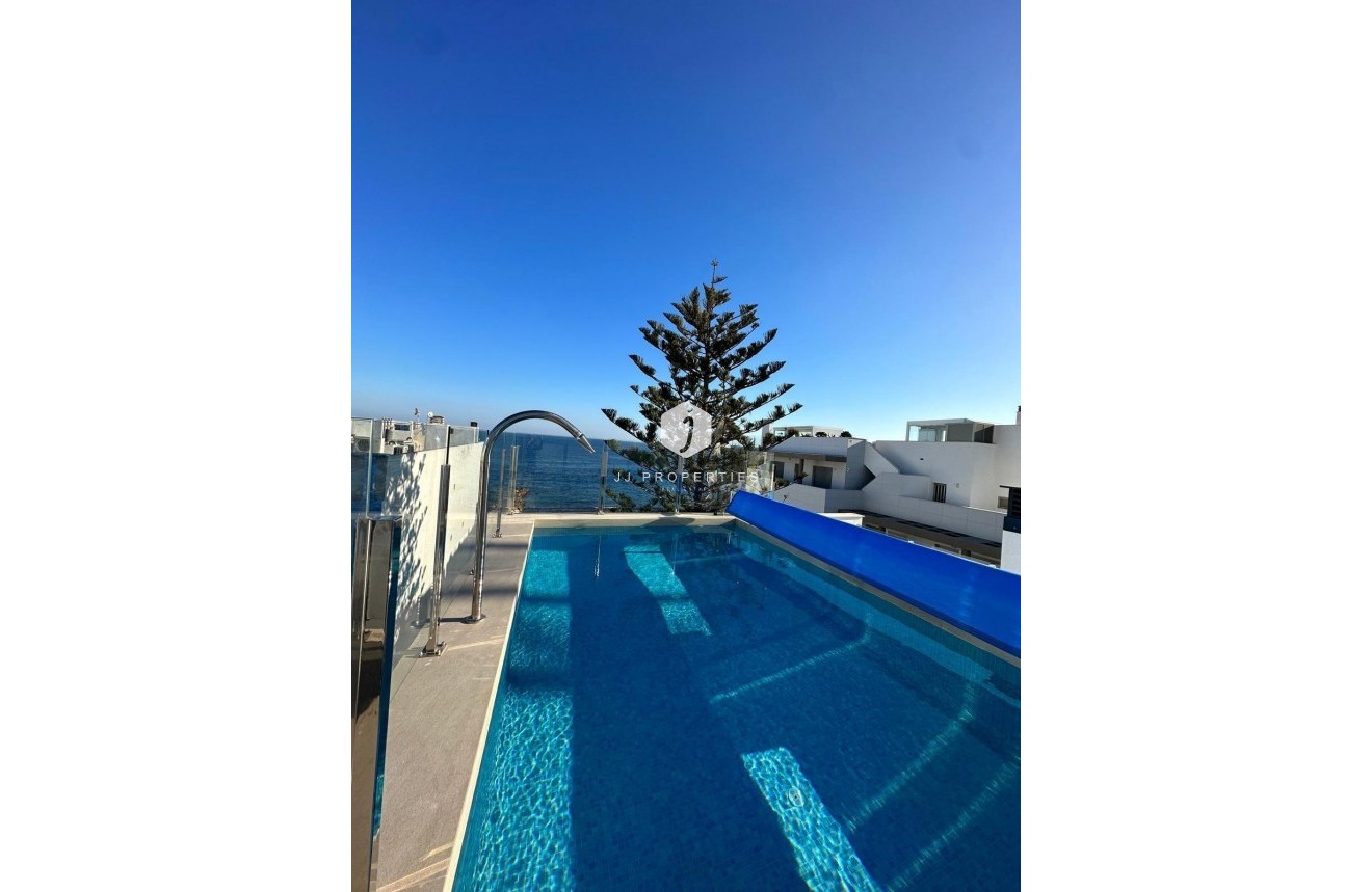Segunda mano - Apartamento / piso -
Torrevieja - Playa del Cura