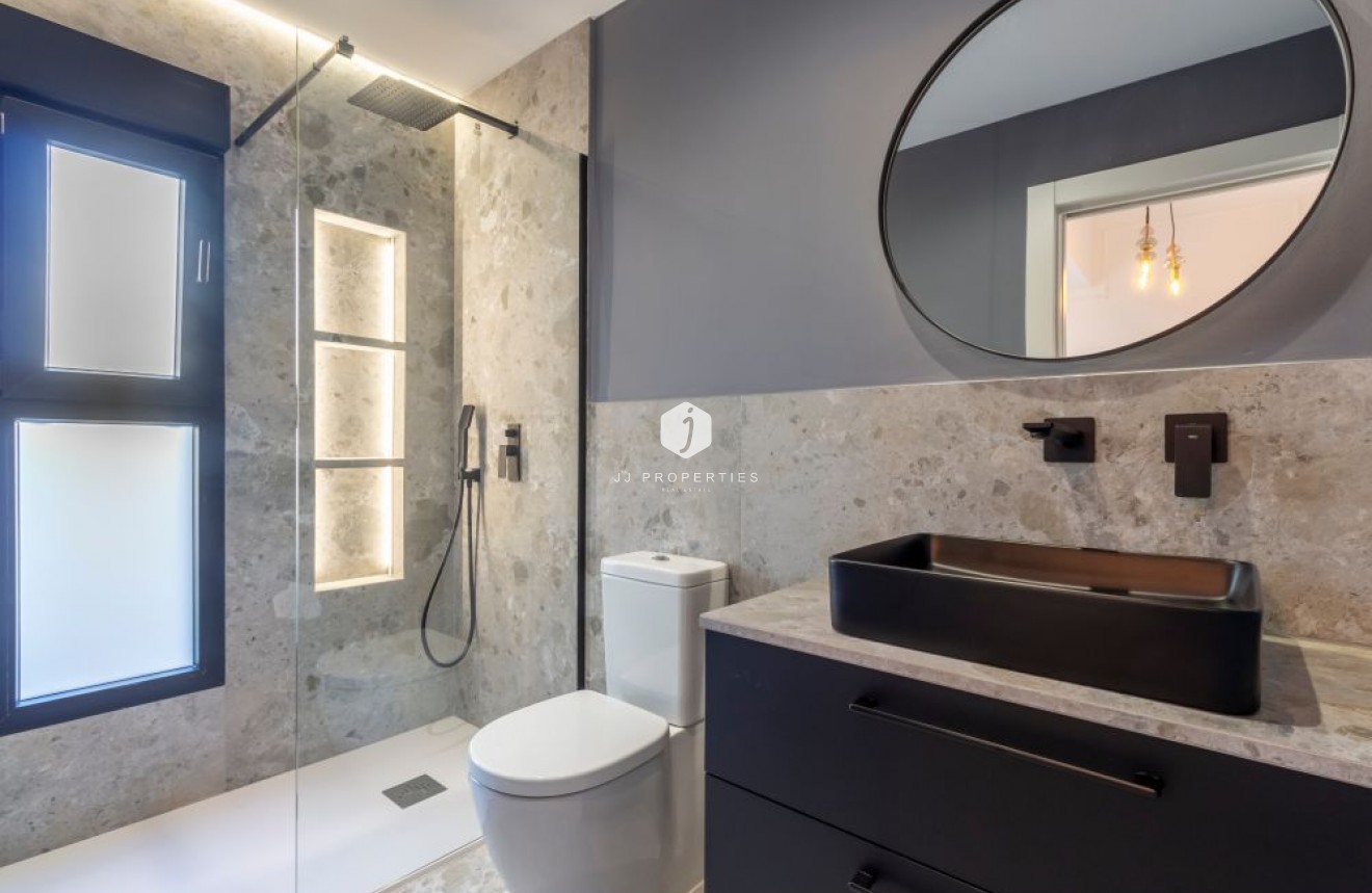Tweedehands - Villa -
Torrevieja - Costa Blanca