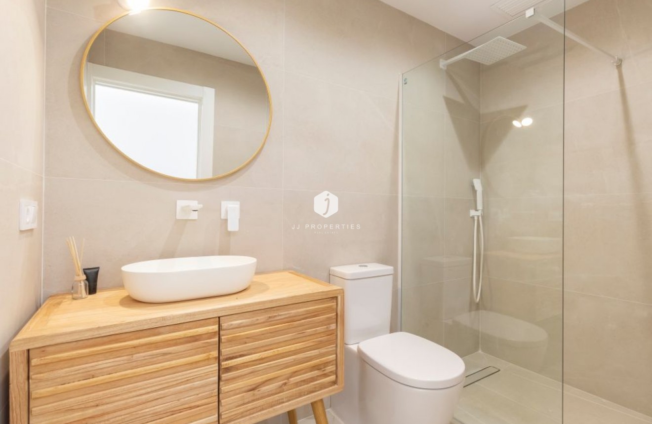 Tweedehands - Villa -
Torrevieja - Costa Blanca