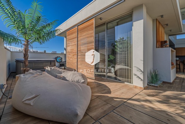 Aus zweiter Hand - Villa -
Benijofar - Residencial Benimar