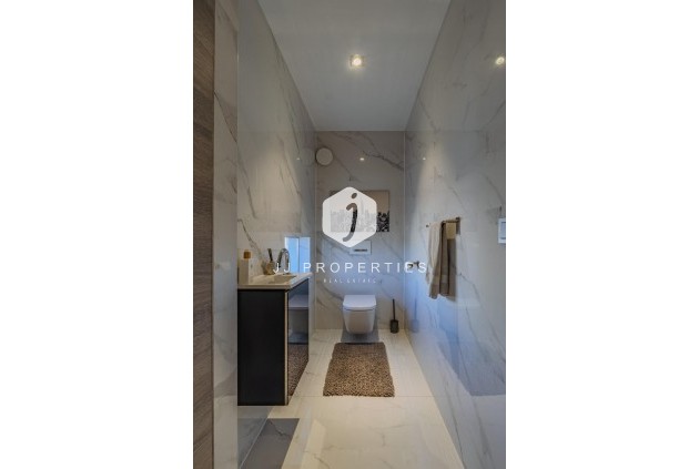 Aus zweiter Hand - Villa -
Benijofar - Residencial Benimar