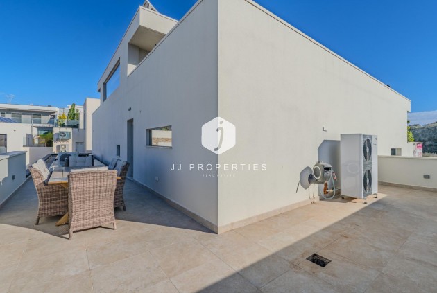 Aus zweiter Hand - Villa -
Benijofar - Residencial Benimar