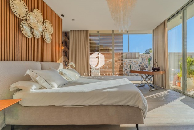 Aus zweiter Hand - Villa -
Benijofar - Residencial Benimar
