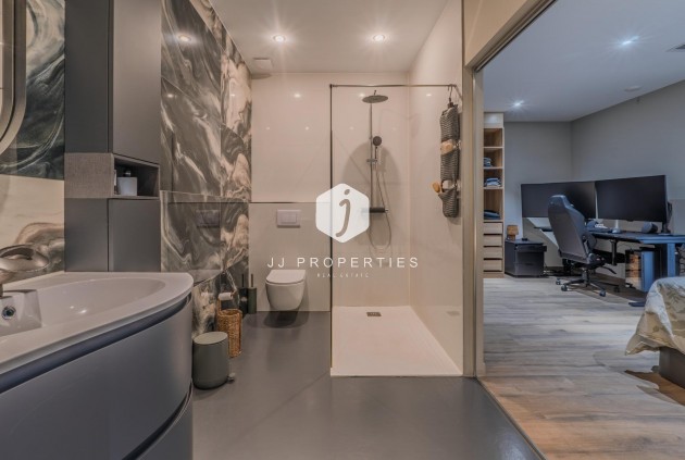 Aus zweiter Hand - Villa -
Benijofar - Residencial Benimar