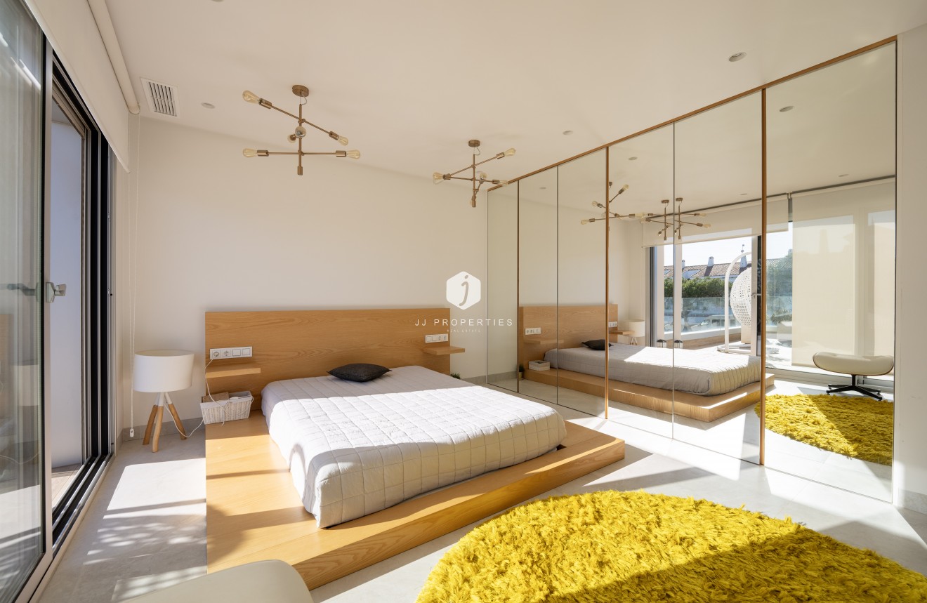 Aus zweiter Hand - Villa -
Orihuela Costa - Costa Blanca