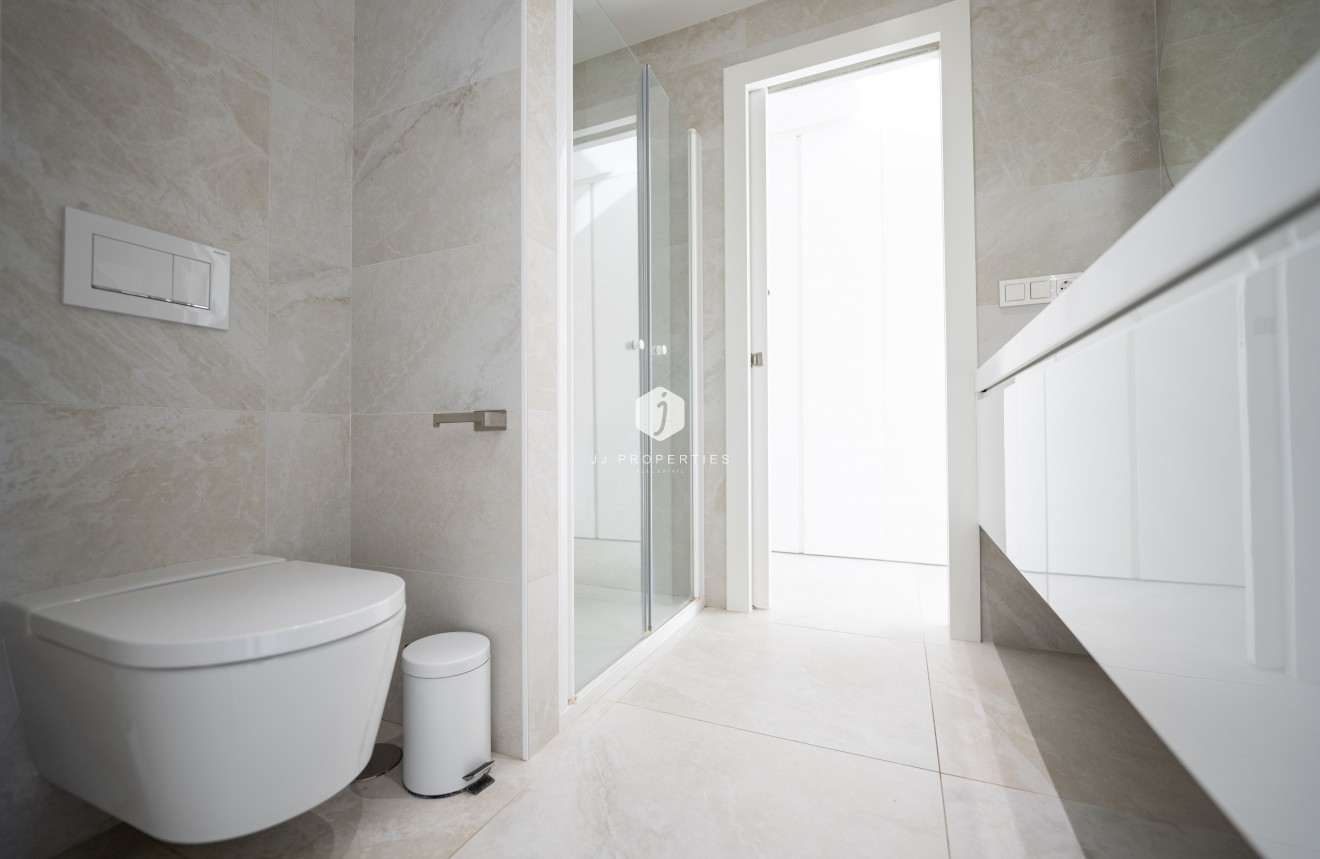 Aus zweiter Hand - Villa -
Orihuela Costa - Costa Blanca