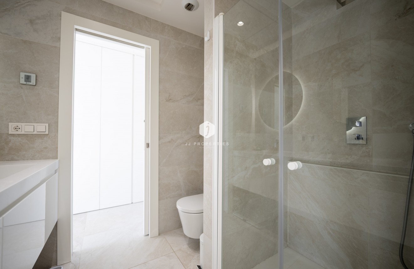 Aus zweiter Hand - Villa -
Orihuela Costa - Costa Blanca