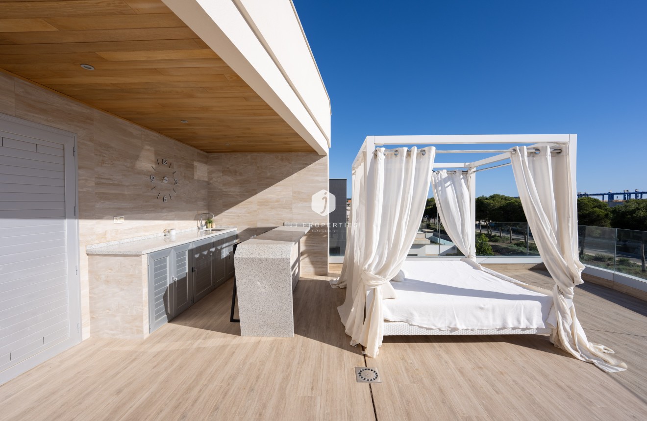 Aus zweiter Hand - Villa -
Orihuela Costa - Costa Blanca