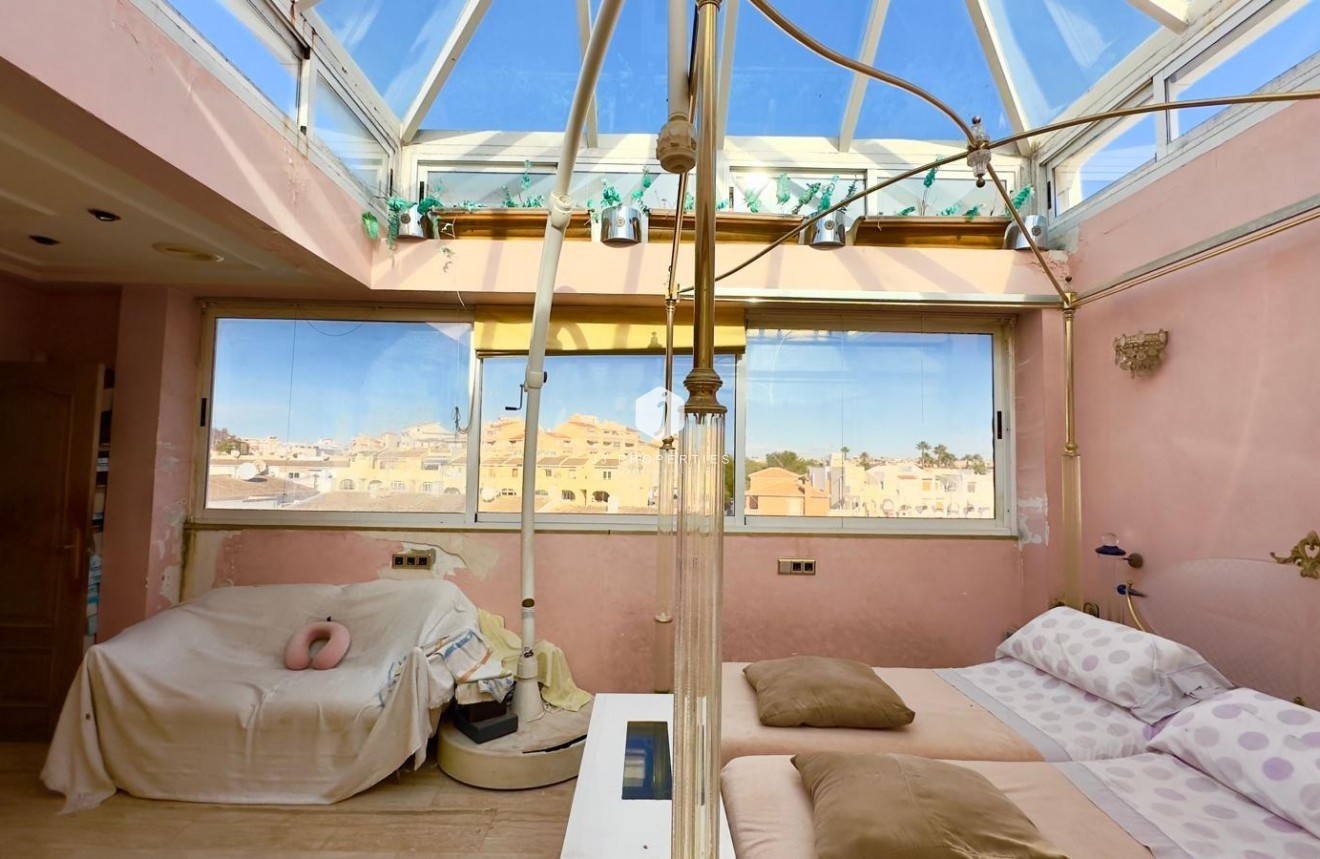 Aus zweiter Hand - Penthouse -
Torrevieja - Centro
