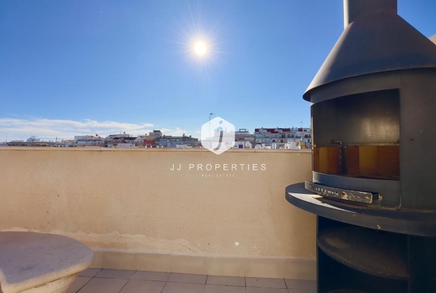 D'occasion - Attique -
Torrevieja - Centro
