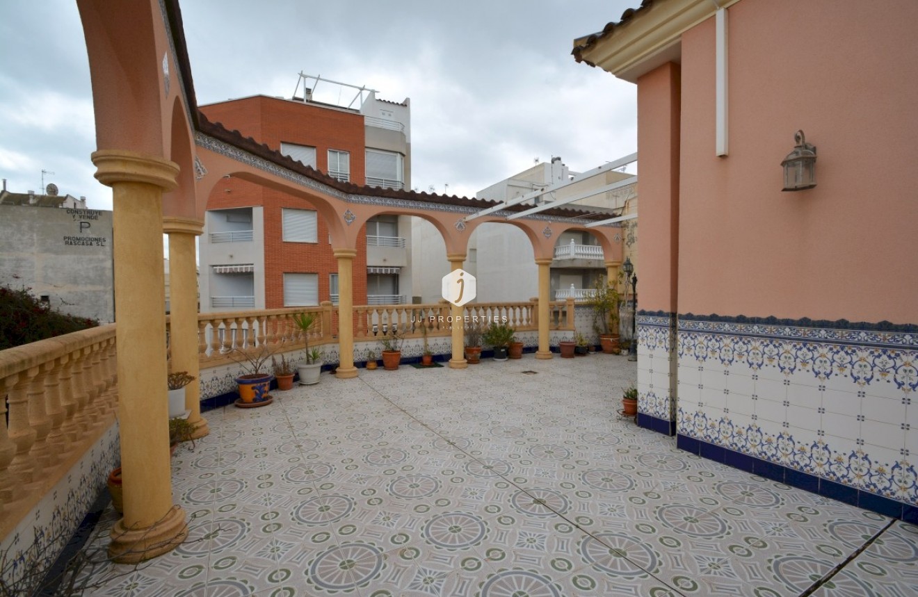 Tweedehands - Villa -
Guardamar del Segura - Costa Blanca