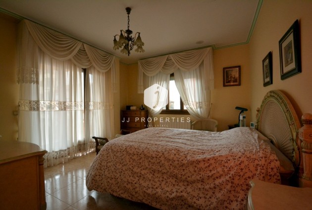 D'occasion - Villa -
Guardamar del Segura - Costa Blanca