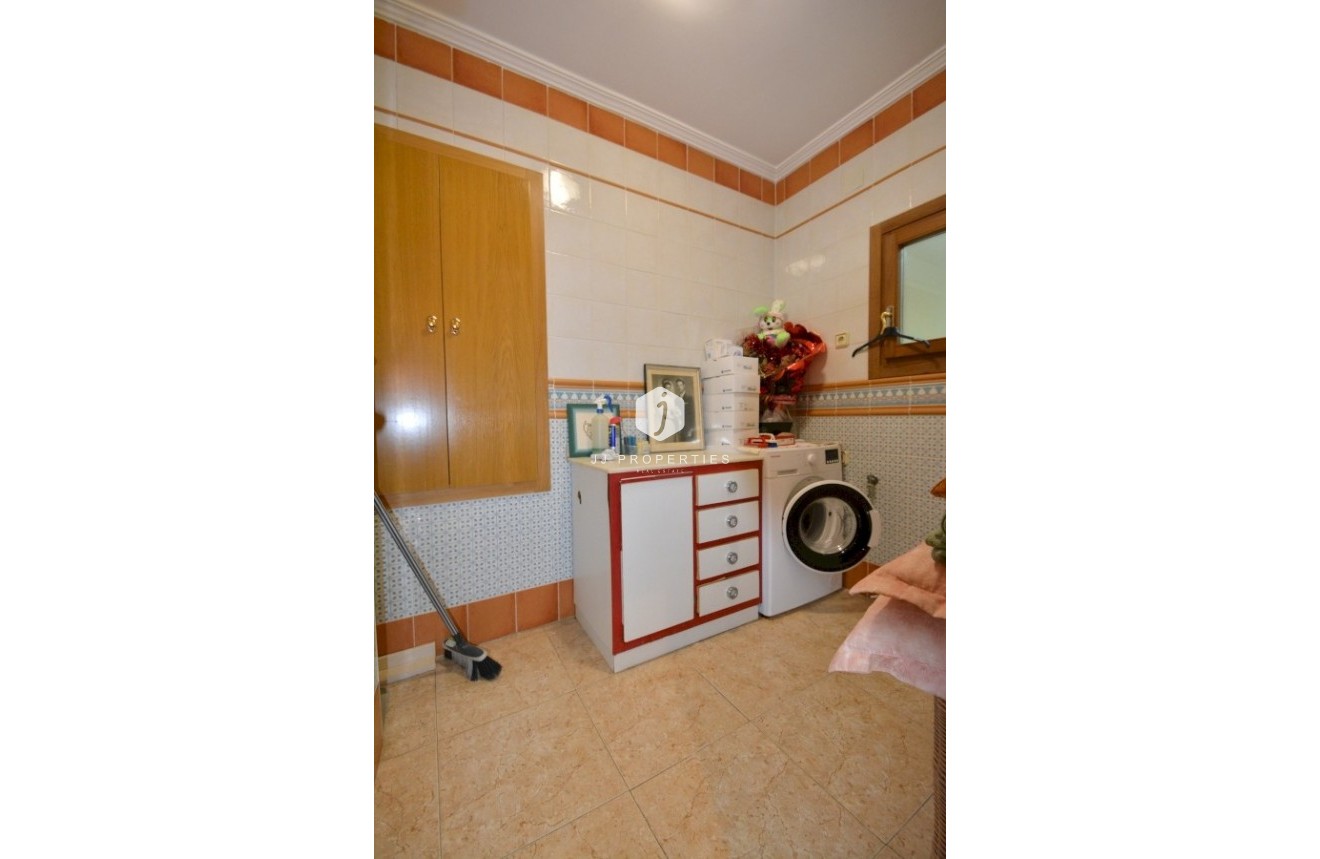 Tweedehands - Villa -
Guardamar del Segura - Costa Blanca