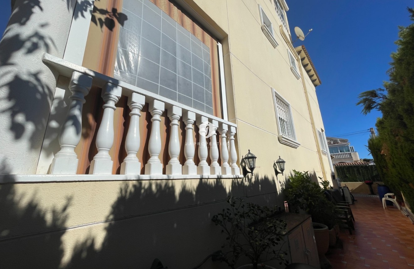 Aus zweiter Hand - Villa -
Guardamar del Segura - Costa Blanca