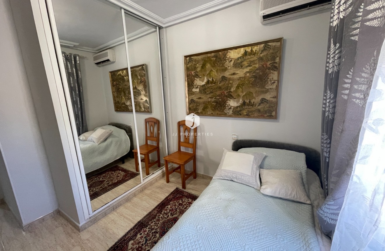 Aus zweiter Hand - Villa -
Guardamar del Segura - Costa Blanca