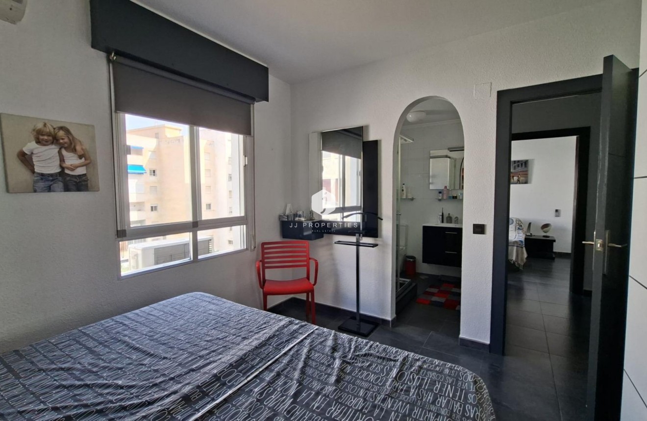 Resale - Apartment / flat -
Torrevieja - Acequion