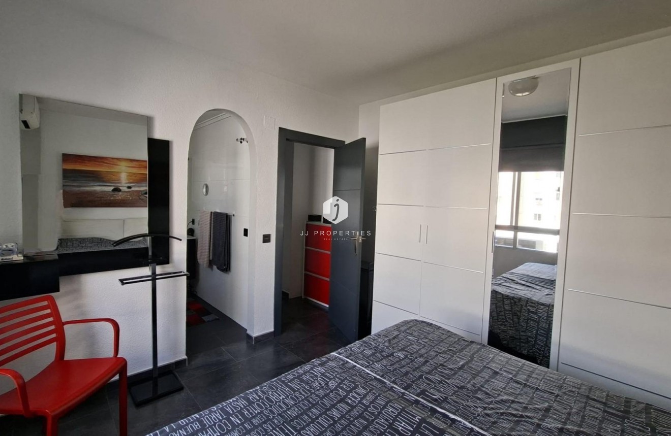 Resale - Apartment / flat -
Torrevieja - Acequion