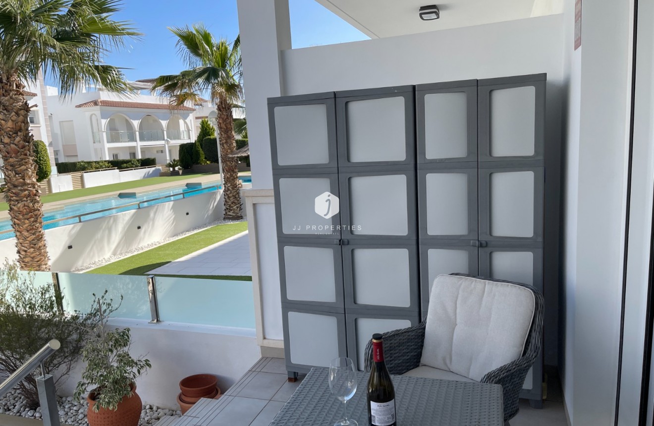 Aus zweiter Hand - Wohnung -
Rojales - Inland