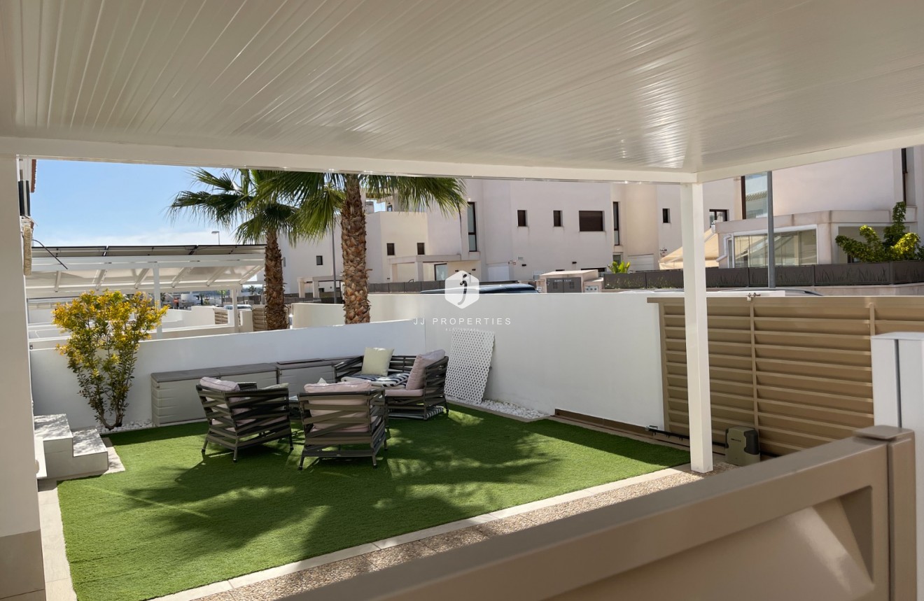 Aus zweiter Hand - Wohnung -
Rojales - Inland