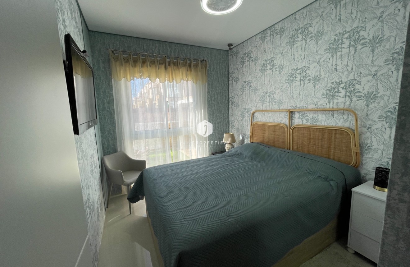 Aus zweiter Hand - Wohnung -
Rojales - Inland