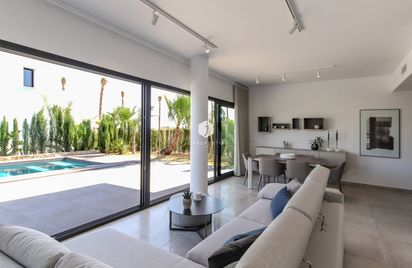 Tweedehands - Villa -
Rojales - Inland