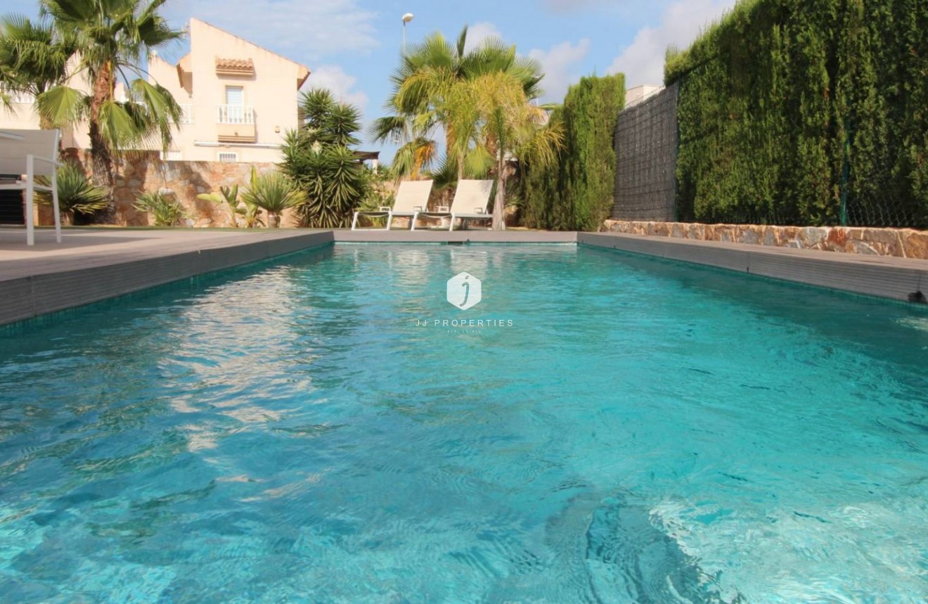 Tweedehands - Villa -
Rojales - Inland