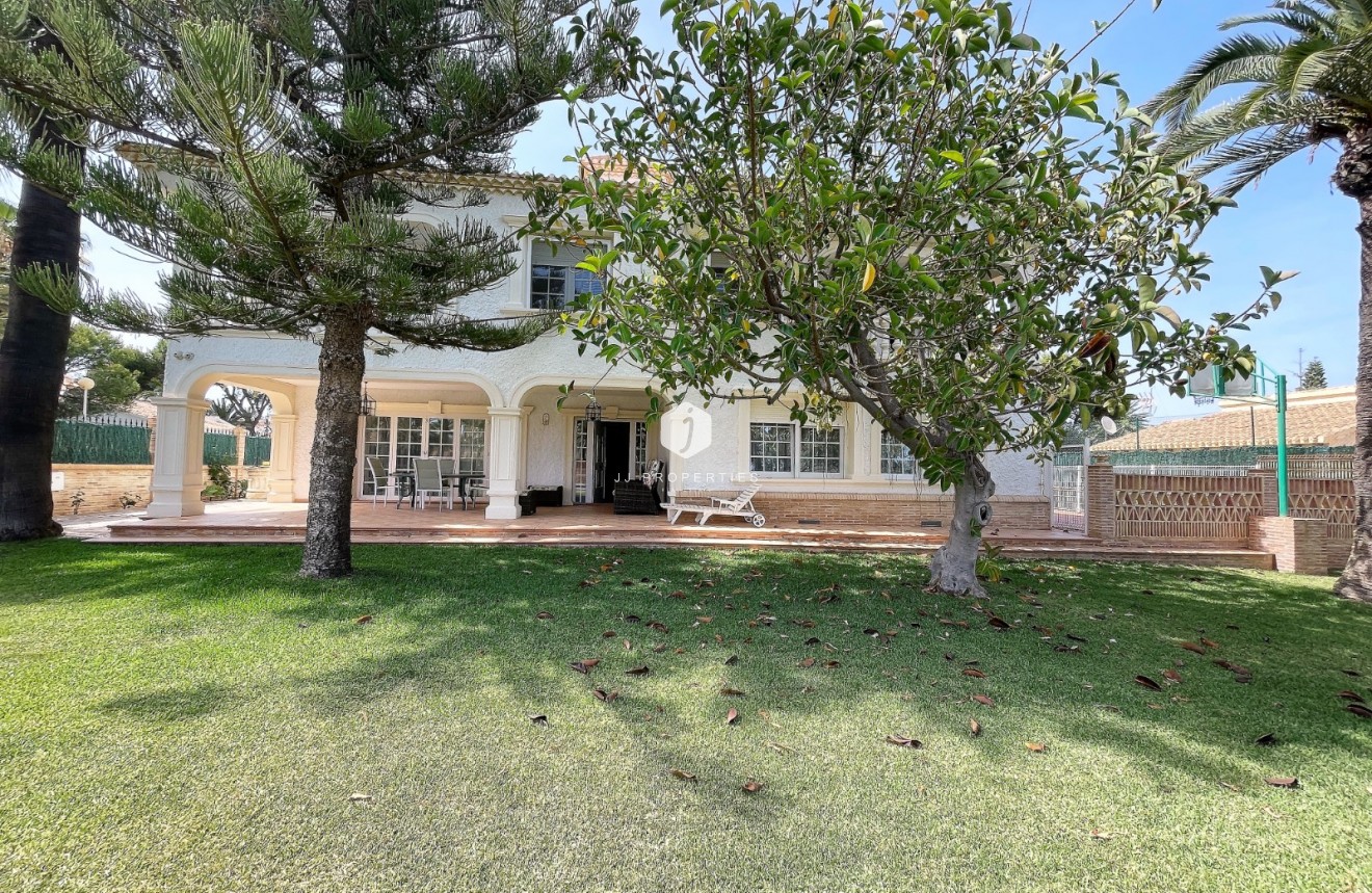 D'occasion - Villa -
Orihuela Costa - Costa Blanca
