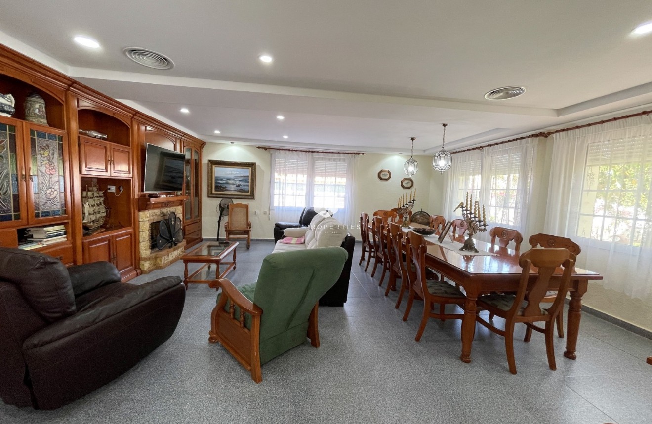 Aus zweiter Hand - Villa -
Orihuela Costa - Costa Blanca