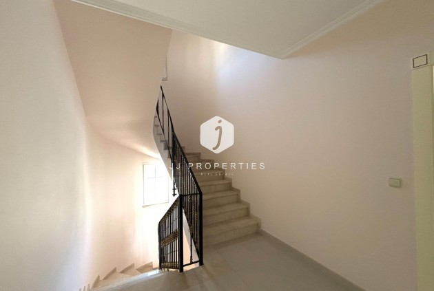 Z drugiej ręki - Villa -
Cabo Roig - Costa Blanca