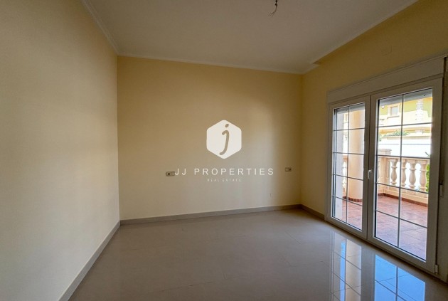 Z drugiej ręki - Villa -
Cabo Roig - Costa Blanca