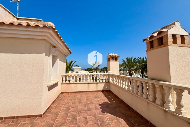 Z drugiej ręki - Villa -
Cabo Roig - Costa Blanca