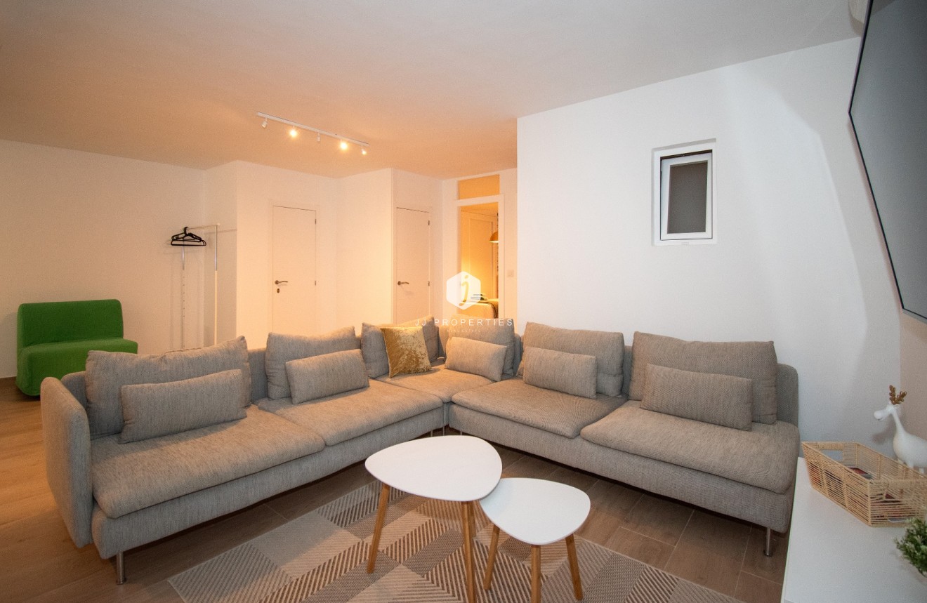 Tweedehands - Villa -
Orihuela Costa - Costa Blanca