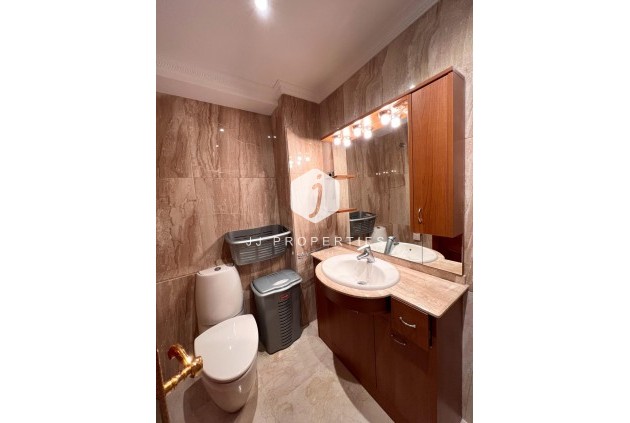 Tweedehands - duplex -
Torrevieja