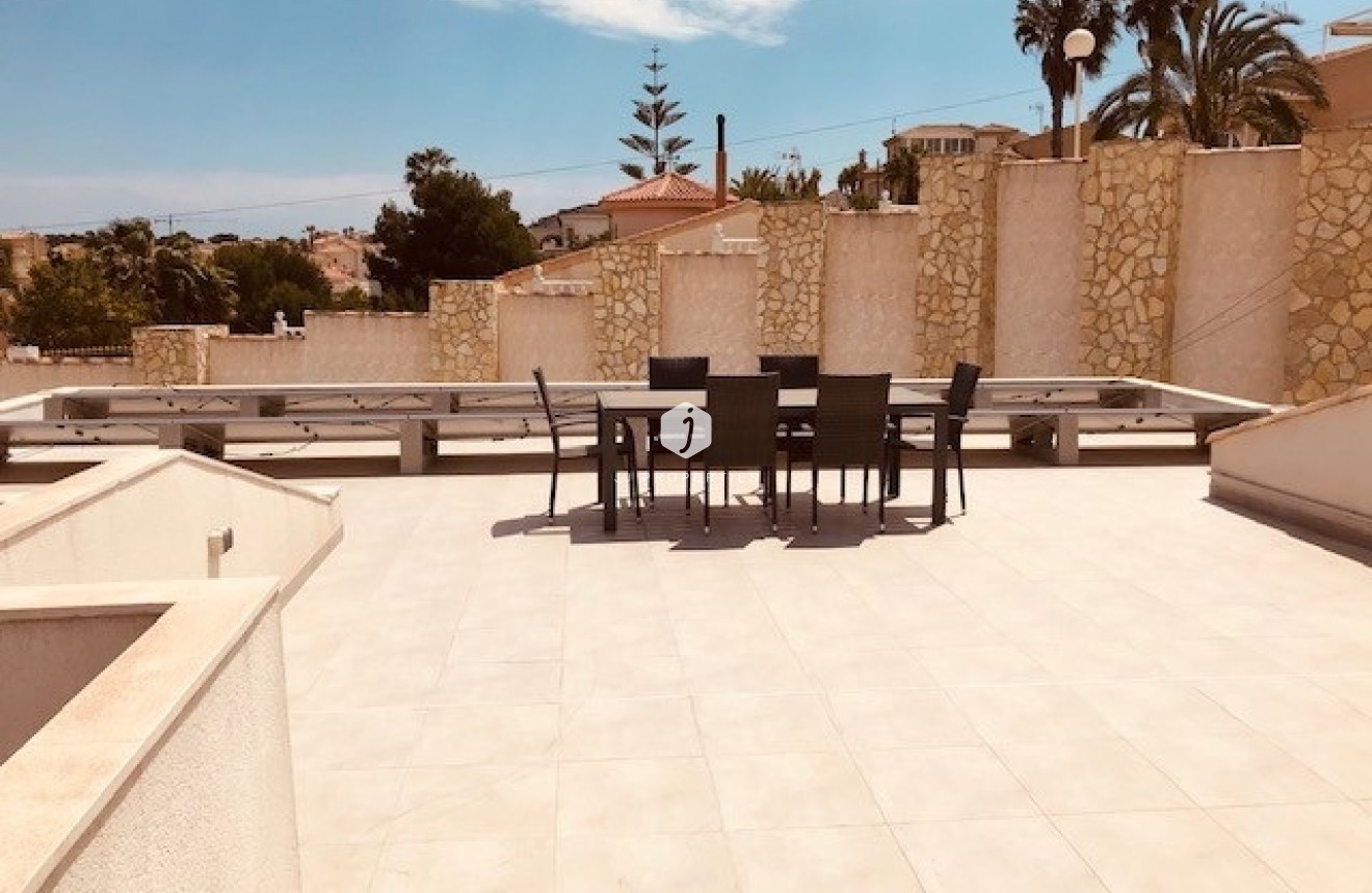 Aus zweiter Hand - Villa -
Rojales - Inland
