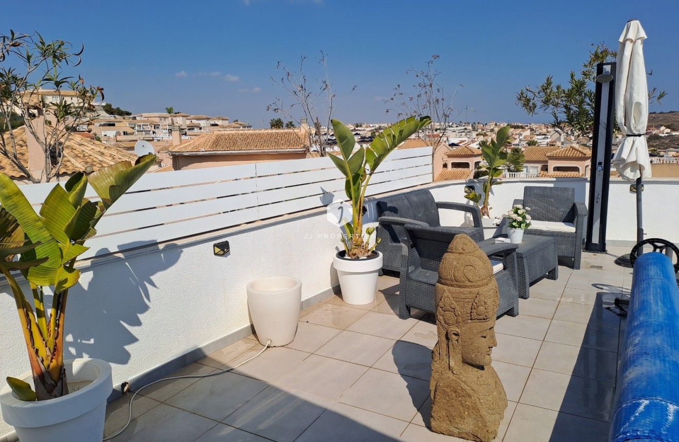 Aus zweiter Hand - Villa -
Rojales - Inland