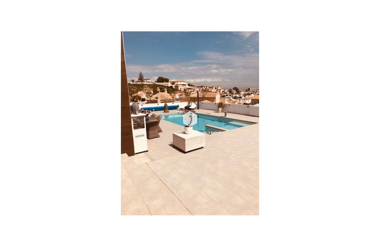 Aus zweiter Hand - Villa -
Rojales - Inland