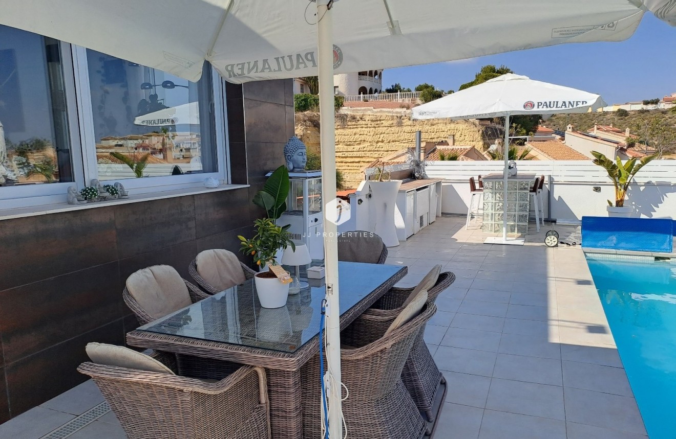 Aus zweiter Hand - Villa -
Rojales - Inland