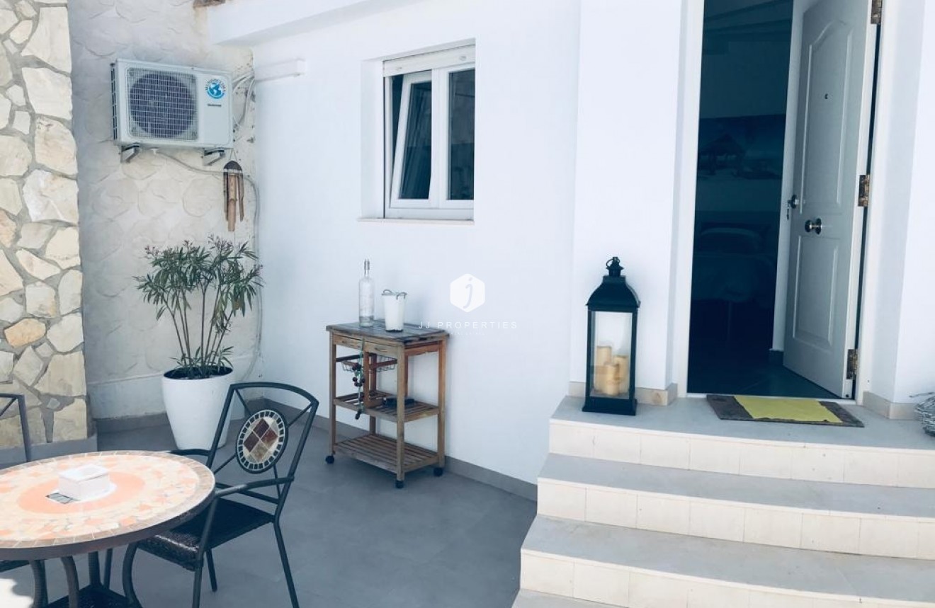 Aus zweiter Hand - Villa -
Rojales - Inland