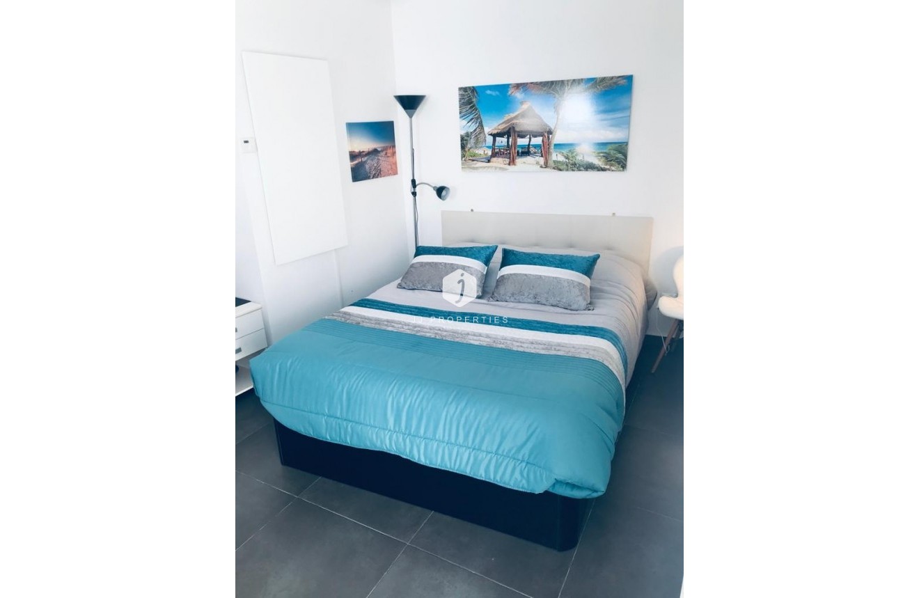 Aus zweiter Hand - Villa -
Rojales - Inland