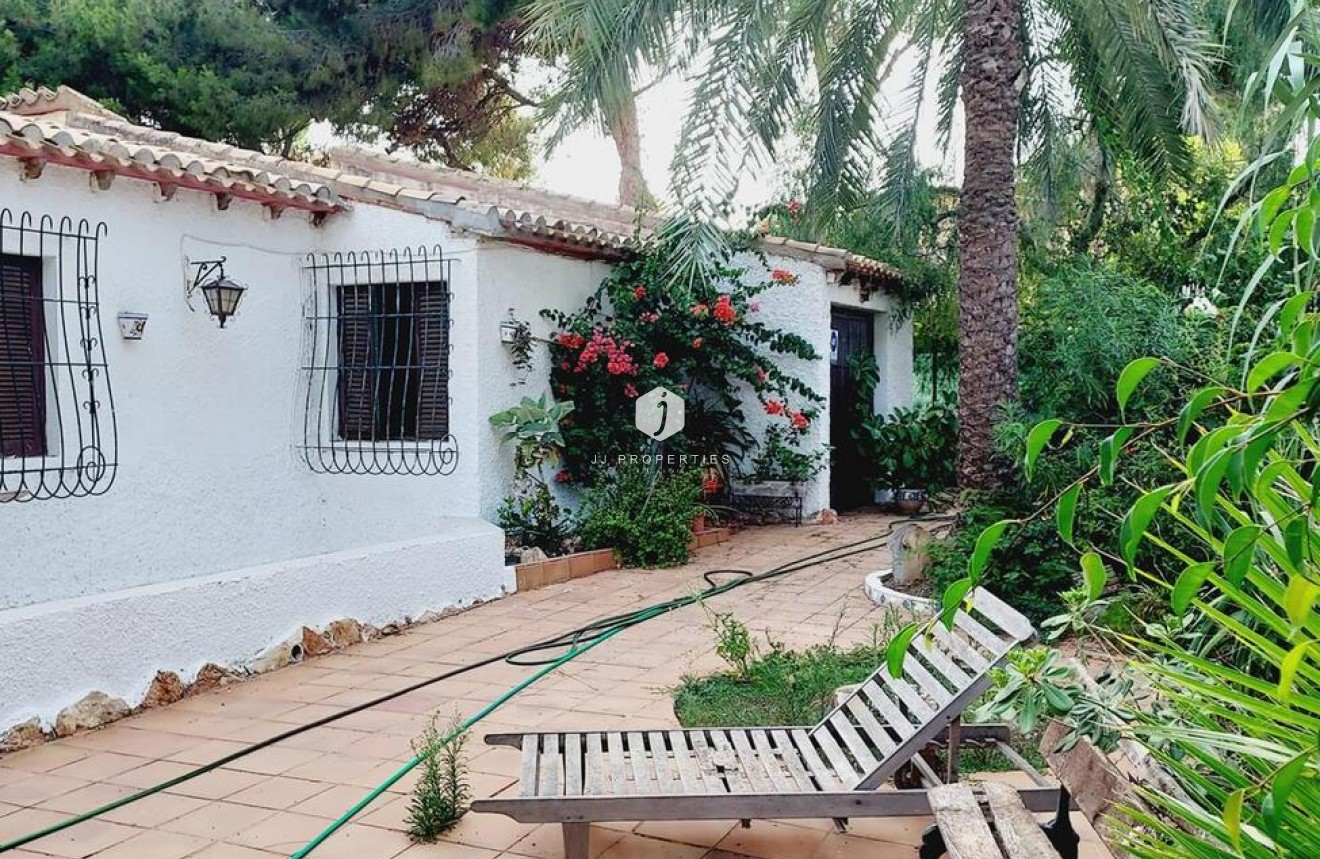 Z drugiej ręki - Villa -
Orihuela Costa - Punta Prima