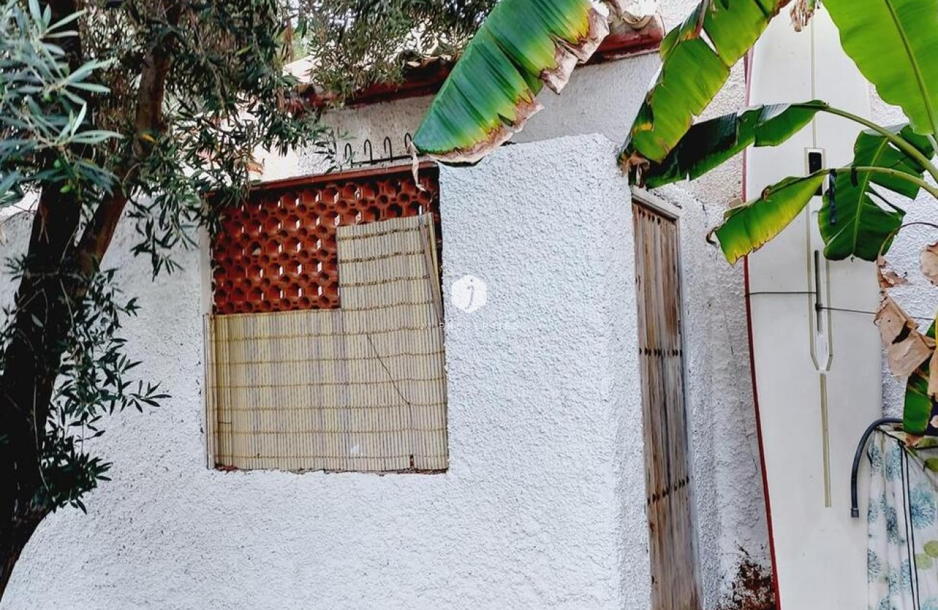 Z drugiej ręki - Villa -
Orihuela Costa - Punta Prima