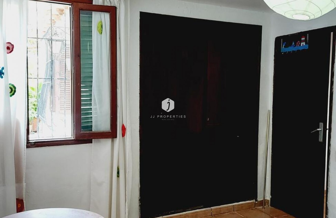 Z drugiej ręki - Villa -
Orihuela Costa - Punta Prima