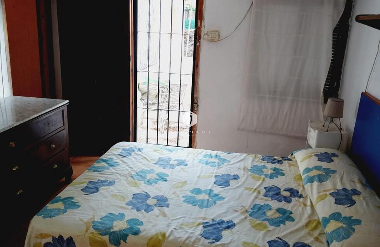 Z drugiej ręki - Villa -
Orihuela Costa - Punta Prima