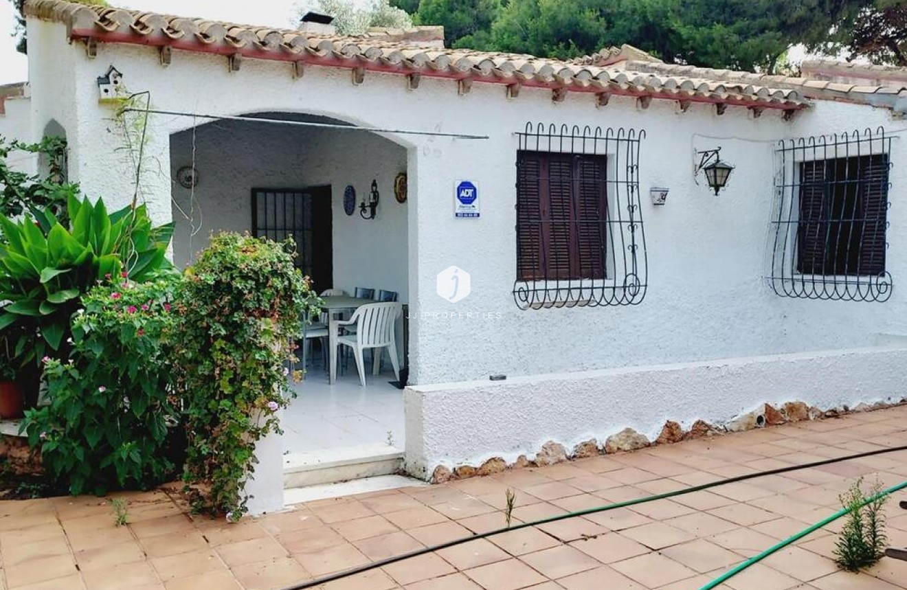Z drugiej ręki - Villa -
Orihuela Costa - Punta Prima
