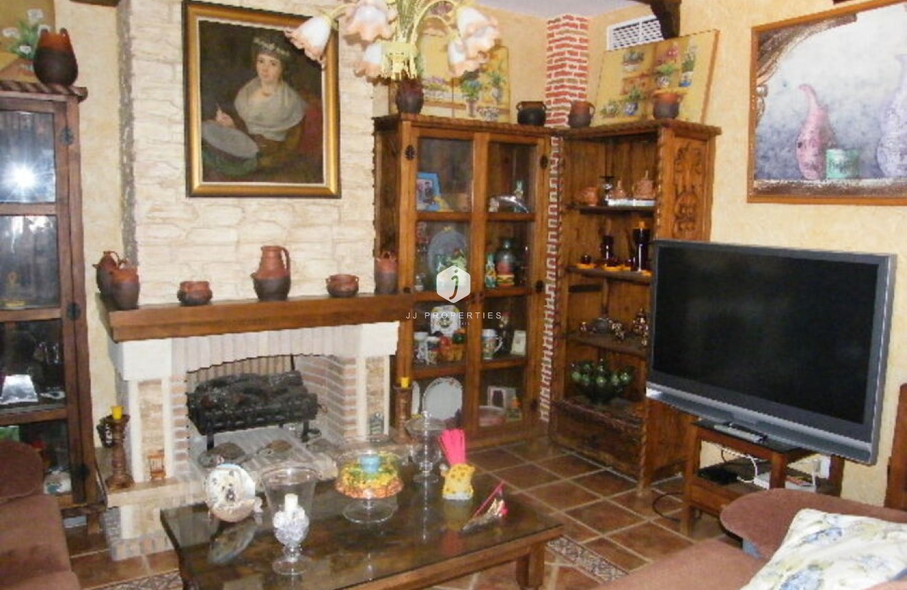 Aus zweiter Hand - Chalet -
Daya Nueva - Costa Blanca