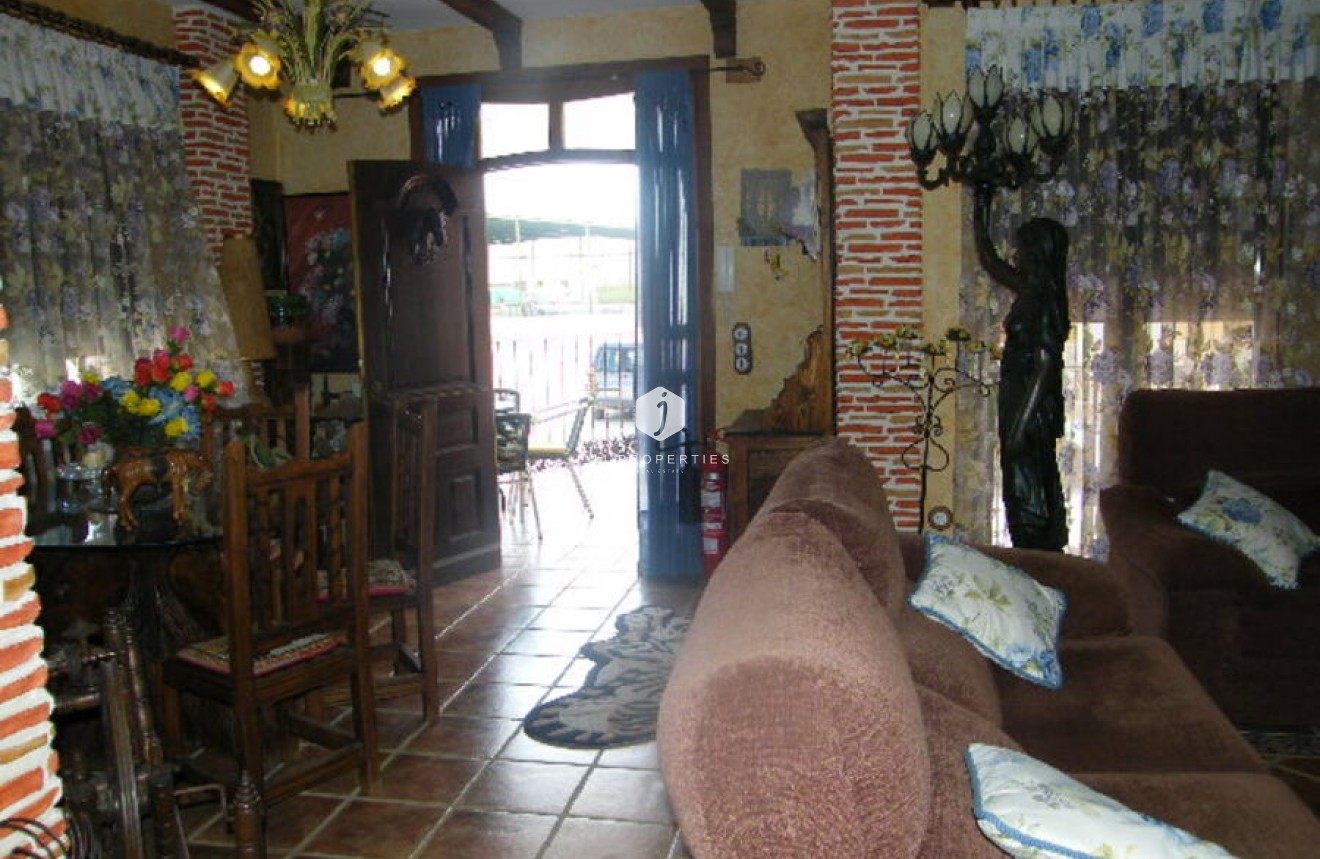 Aus zweiter Hand - Chalet -
Daya Nueva - Costa Blanca