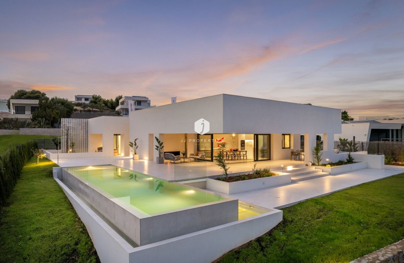 Aus zweiter Hand - Villa -
Orihuela Costa - Costa Blanca