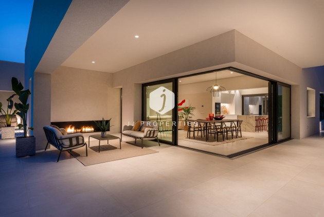 Aus zweiter Hand - Villa -
Orihuela Costa - Costa Blanca