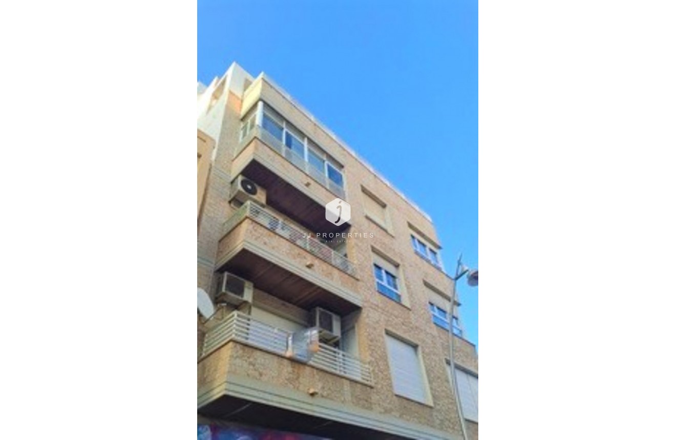 Z drugiej ręki - Mieszkanie w bloku -
Torrevieja - Costa Blanca